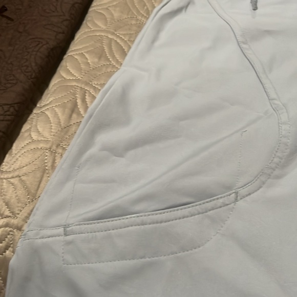 Nike gray and coral capris. - Picture 4 of 6